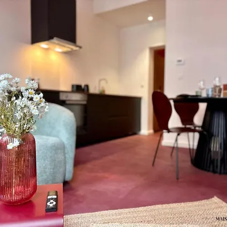 Appartement Le Red Velvet - Hypercentre, Pour 2 Personnes *